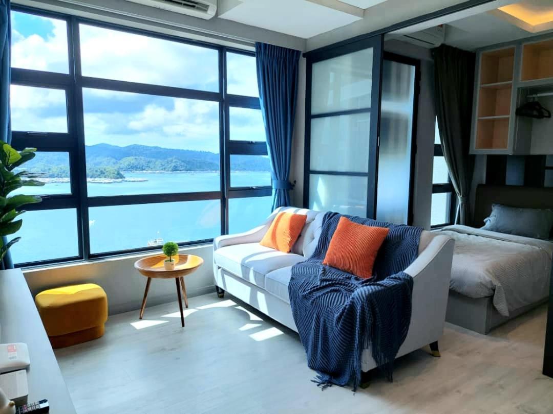 J'Stay Seaview Suite Jesselton Quay Kota Kinabalu Esterno foto